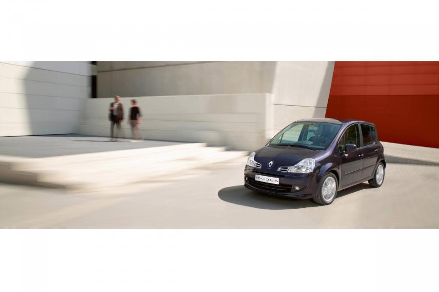  Renault Modus 2007 года  (фото 20 из 32)